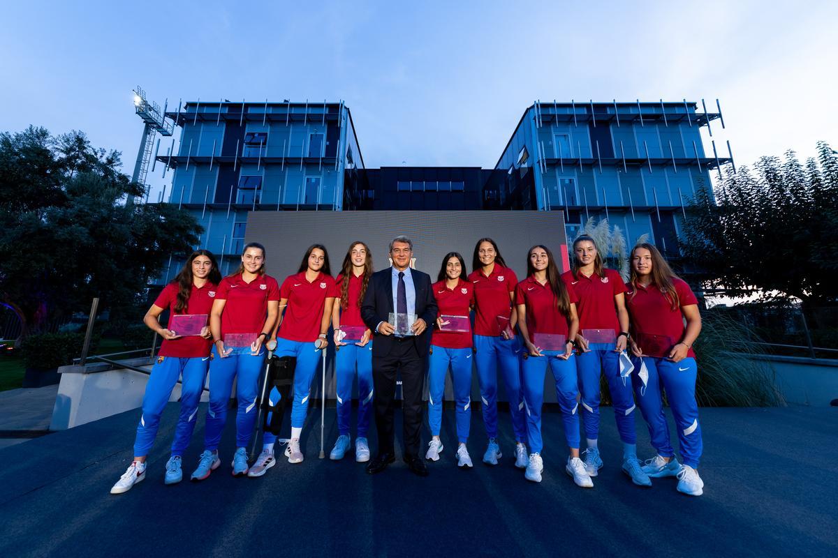 La inauguración de la Masia Femenina, en imágenes