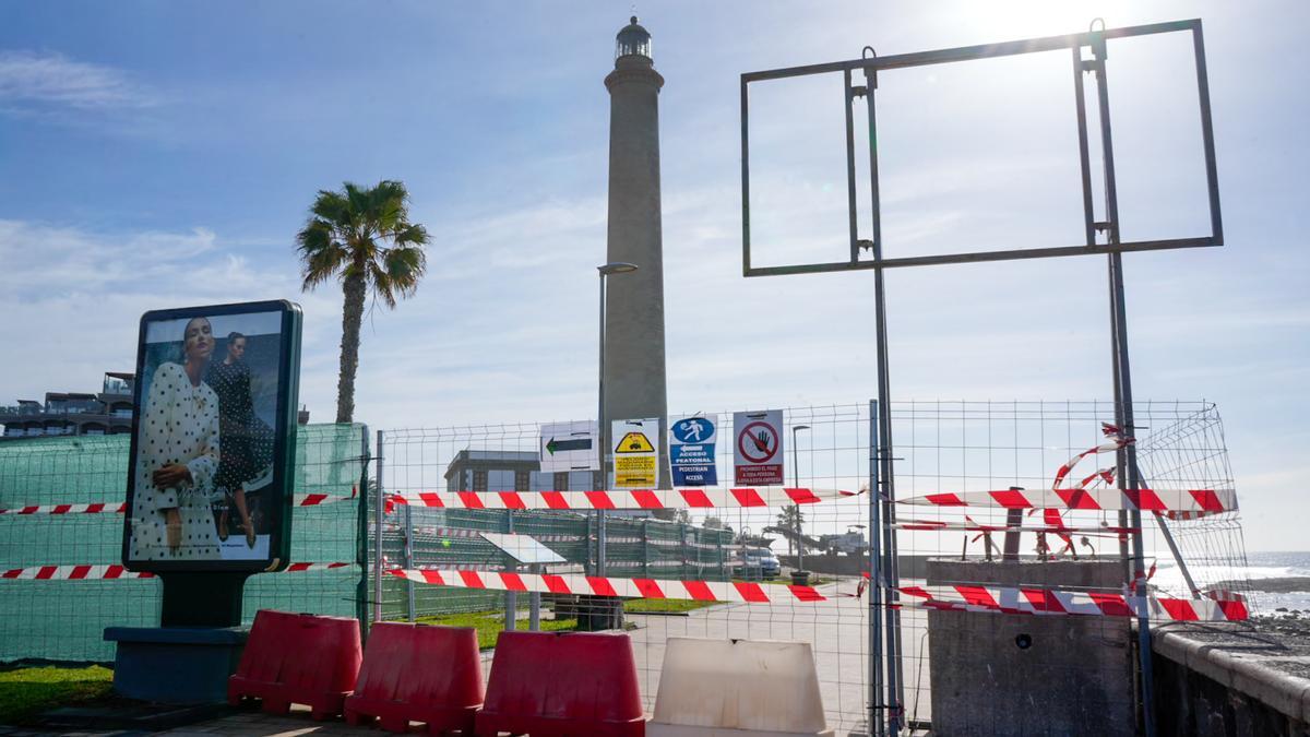 Obras de remodelación del entorno del Faro de Maspalomas.