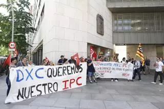 Les imatges de la protesta dels treballadors de DXC Technology a Girona