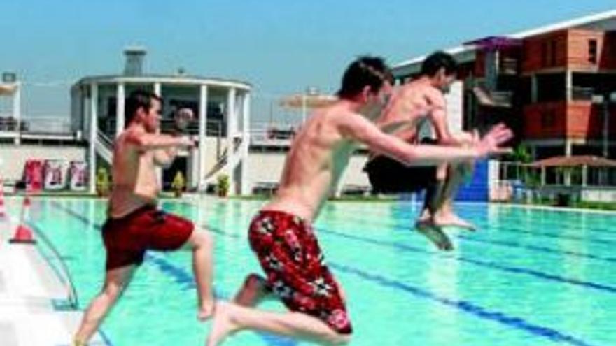 La piscina de verano de San Roque medirá 25 metros y tendrá zona de recreo y bar