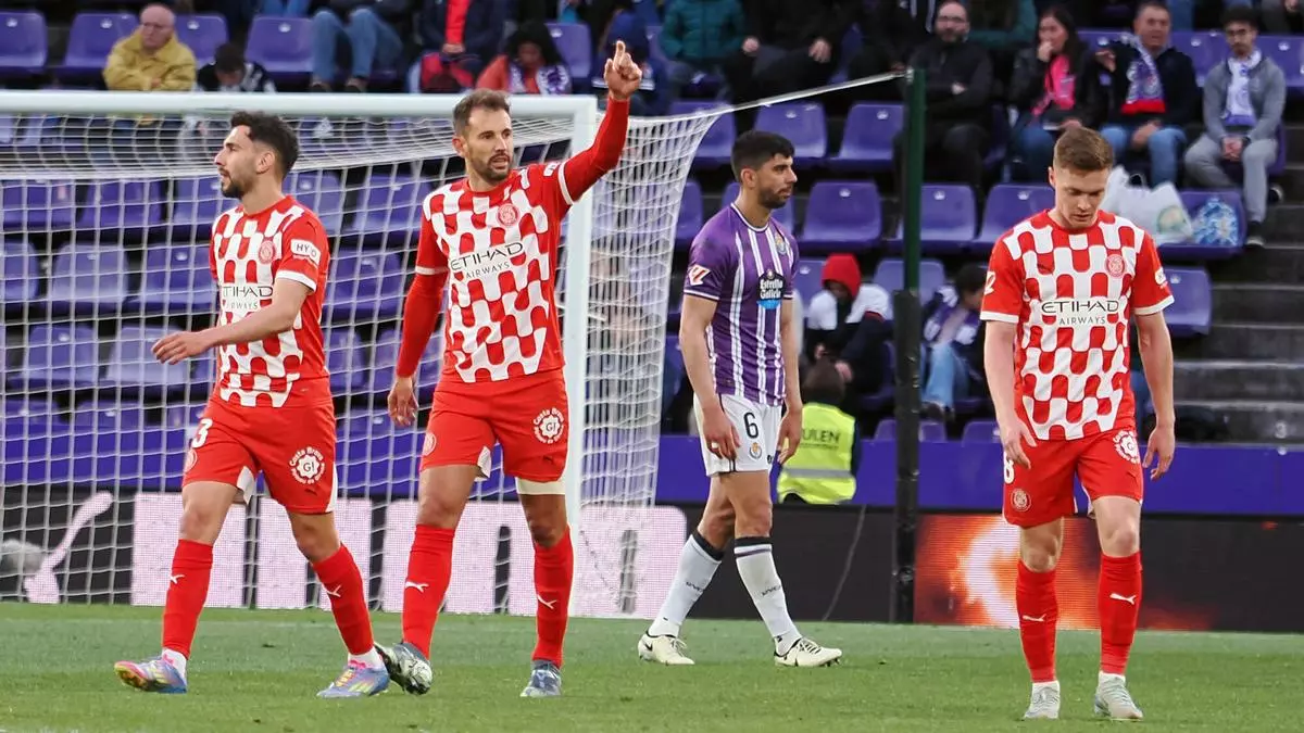 El Girona acaricia la salvación gracias a un gol de Stuani en Valladolid