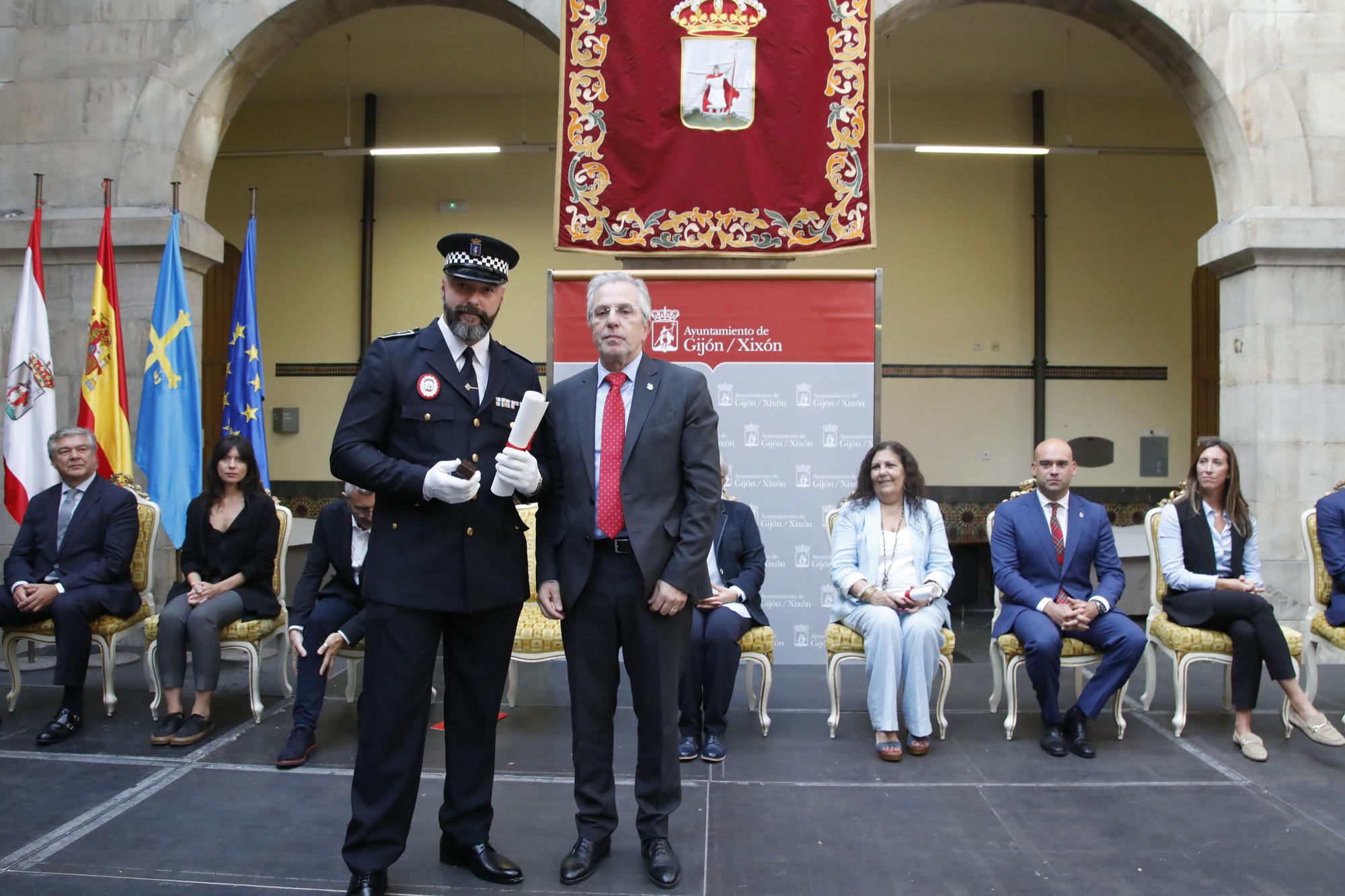 EN IMÁGENES: Así fue la fiesta de la Policía Local de Gijón