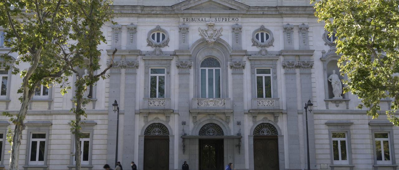 Archivo - La fachada del Tribunal Supremo en una imagen de archivo.