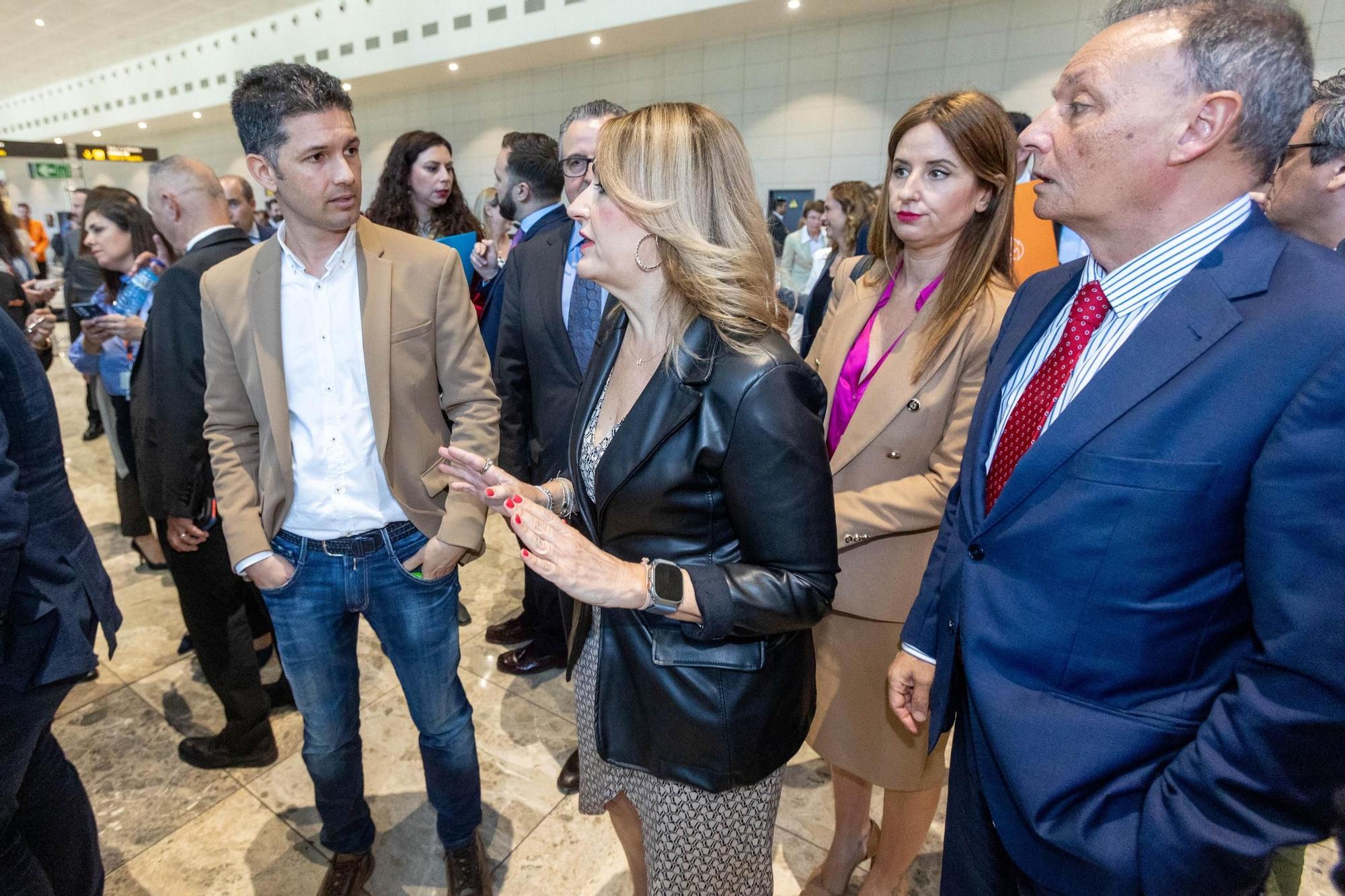 Presentación de la nueva base de Easyjet en el Aeropuerto de Alicante-Elche Miguel Hernández