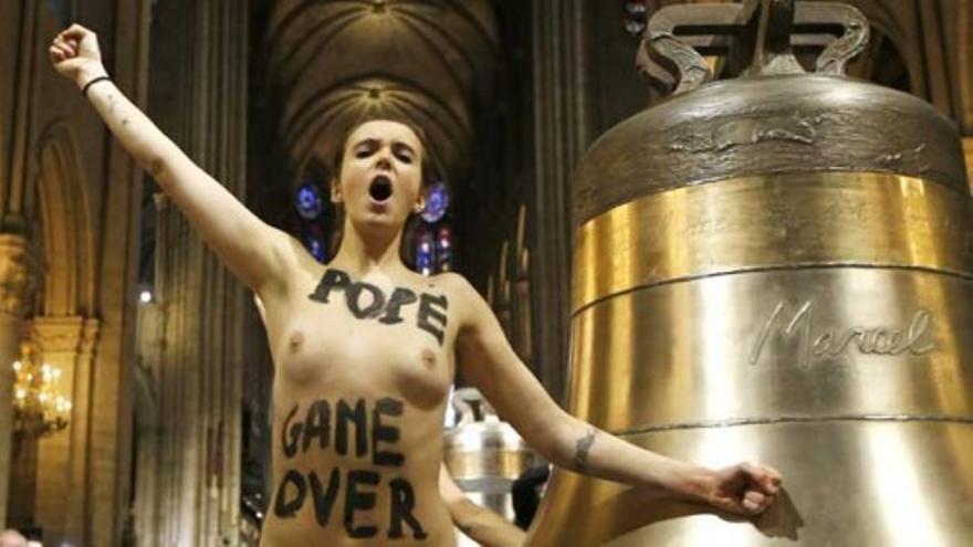 Absueltas las Femen que protestaron en Notre-Dame