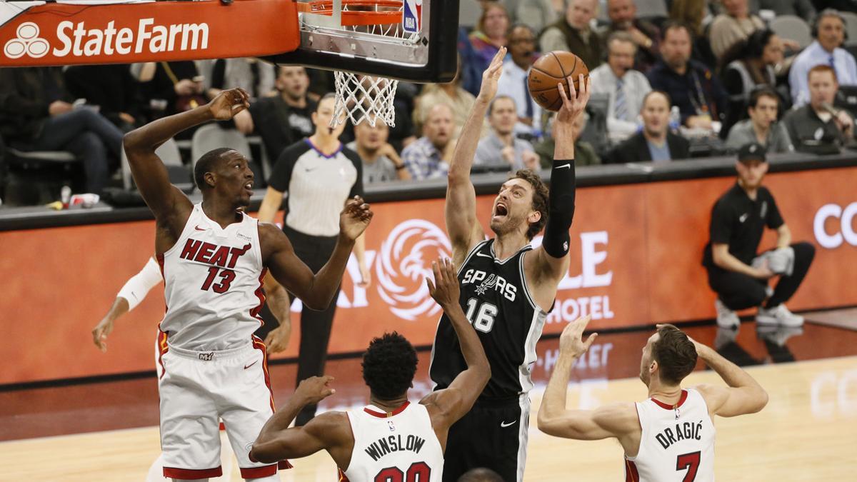 NBA: Miami Heat at San Antonio Spurs