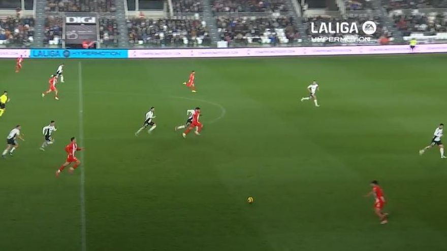 Resumen, goles y highlights del Burgos 3-1 Almería de la jornada 32 de LaLiga Hypermotion