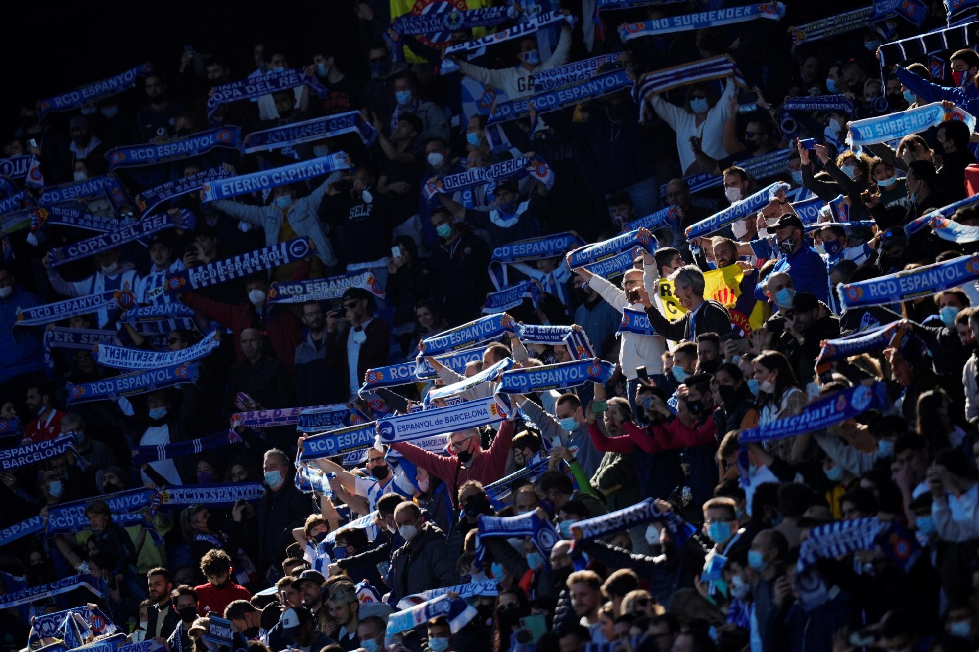 El Espanyol anuncia que prohibirá la entrada en su estadio a