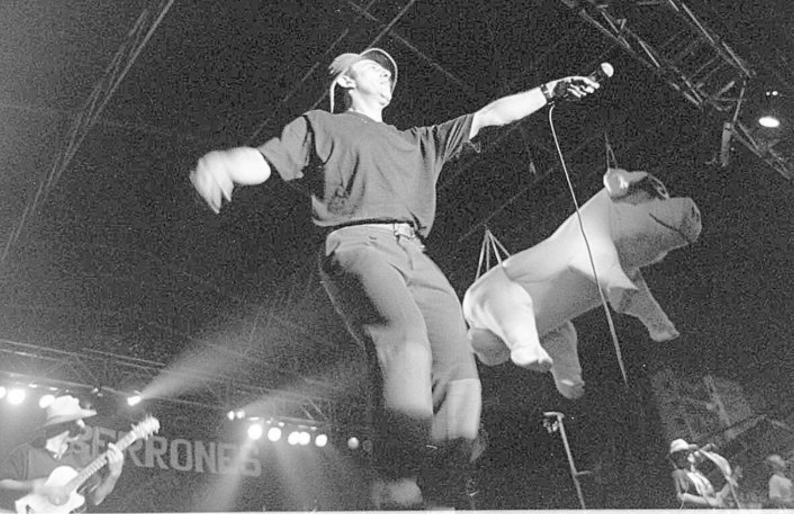 “Los Berrones” en el Náutico de Gijón en 1998 en las fiestas de Begoña. | LNE