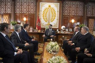 Marruecos tienta a España con una mejora de la relación comercial