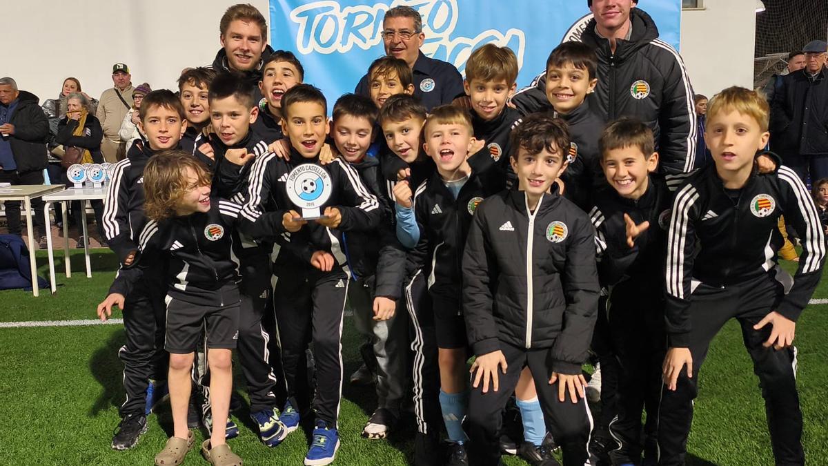 El Club Fomento Castellón  consiguió un  2º premio en la categoría de  Alevín de primer  y segundo año.
