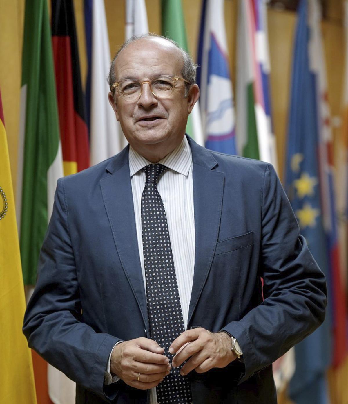 Daniel Calleja, director de la Representació de la CE a Espanya: "Volem que es puguin crear empreses per internet en 48 hores"