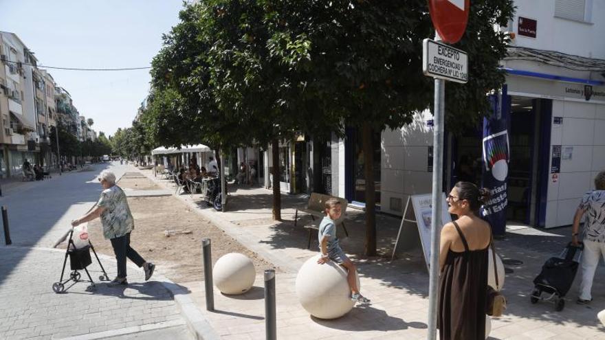 La Viñuela estrena mobiliario urbano