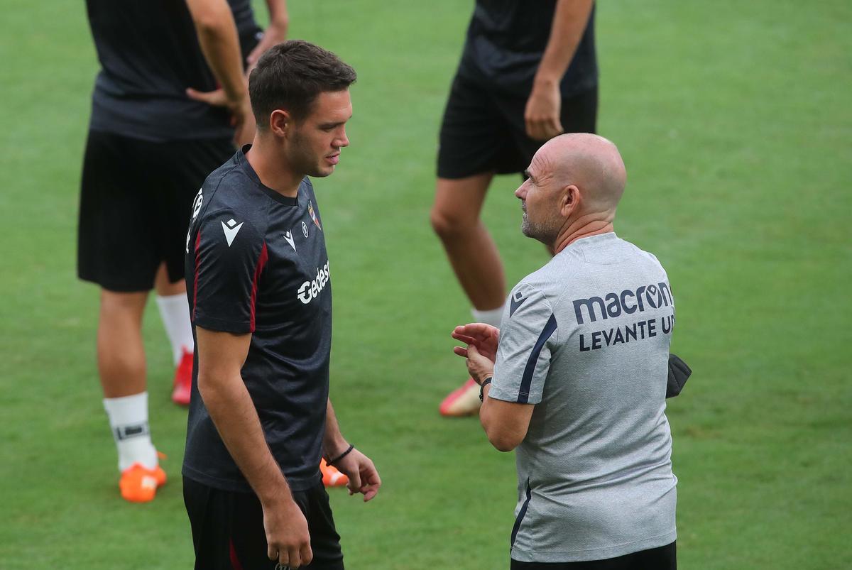 Entrenamiento del Levante previo al partido del Celta