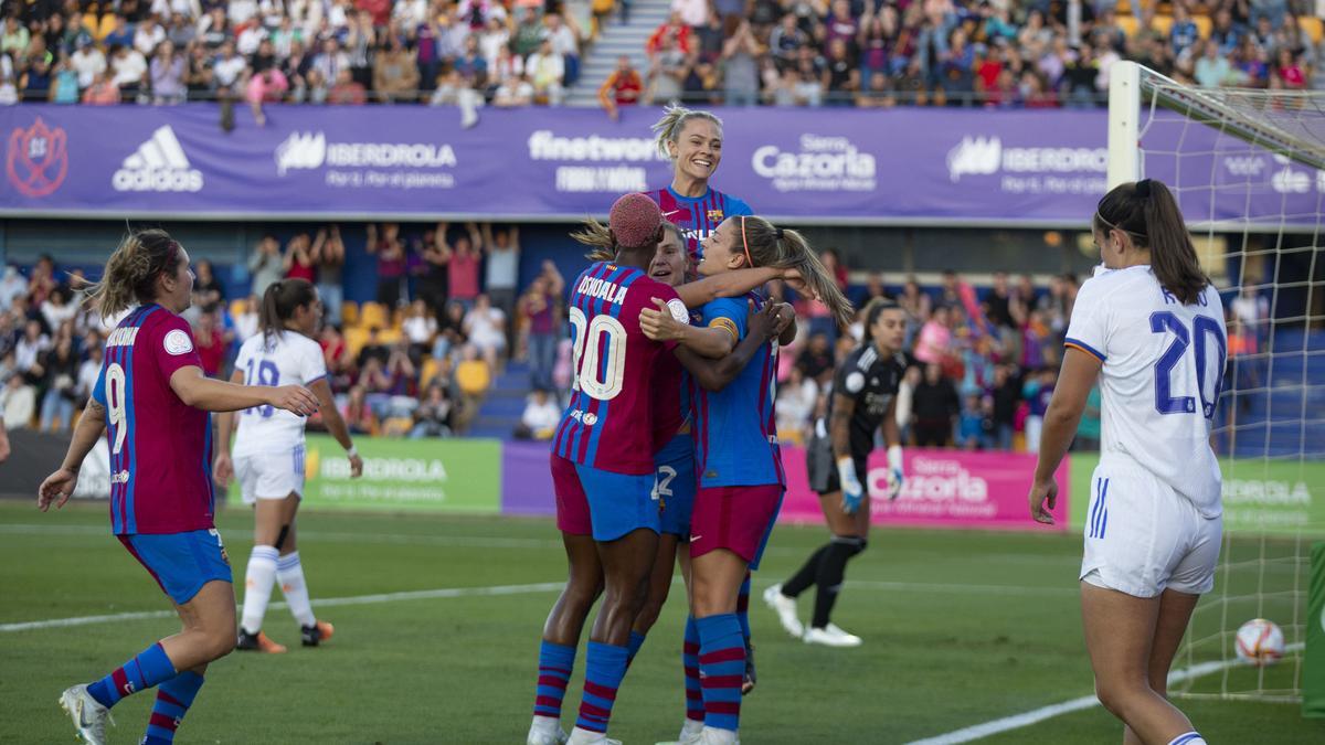 El Barça pasó por encima del Real Madrid y defenderá su título de la Copa de la Reina ante el Sporting Huelva