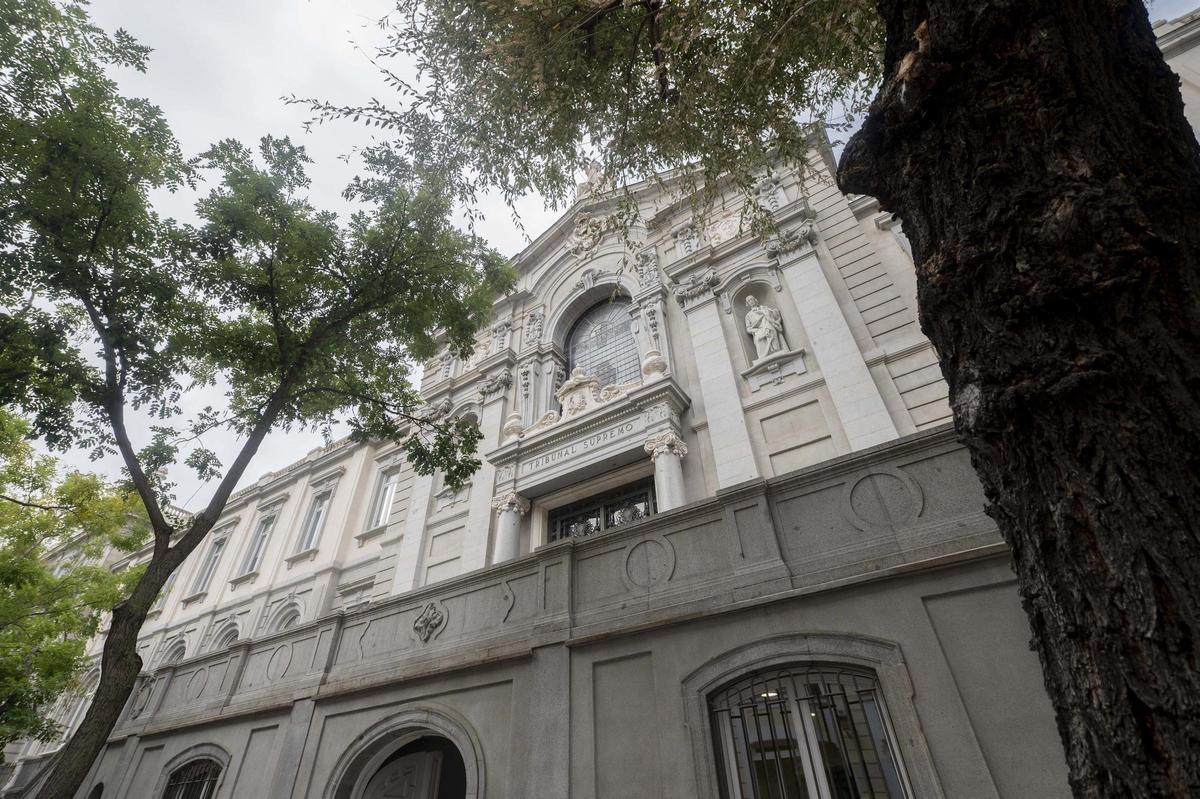 El Suprem desautoritza el TSJC i beneeix la regulació dels garatges a Barcelona El Suprem desautoritza el TSJC i beneeix la regulació dels garatges a Barcelona