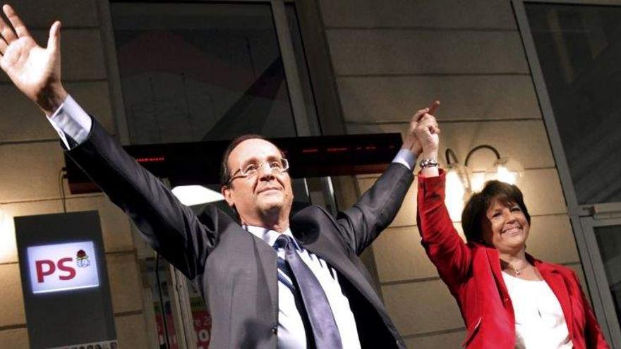 Hollande se impone en las primarias socialistas