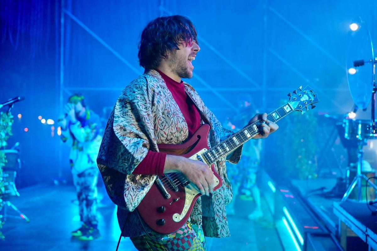 El ritmo de Crystal Fighters inaugura los conciertos de Sant Sebastià