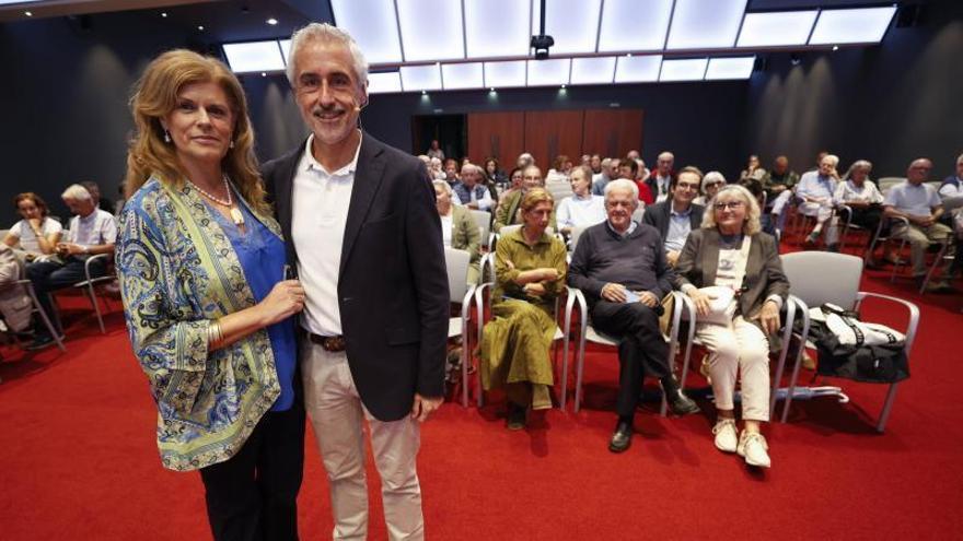 Emilio Sánchez, jefe de Nefrología del HUCA: «Beber tres o cuatro  litros de agua al día, sin prescripción médica, no tiene ningún sentido»