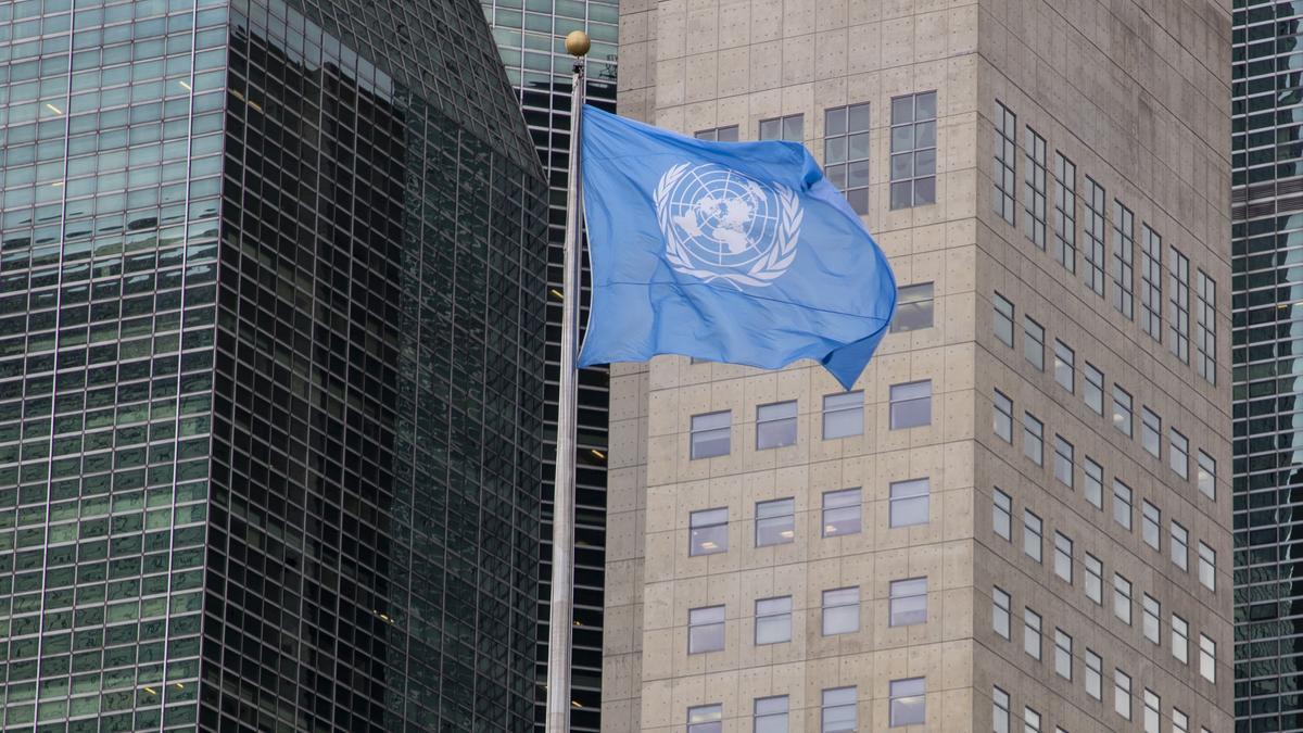 Bandera de las Naciones Unidas (ONU).