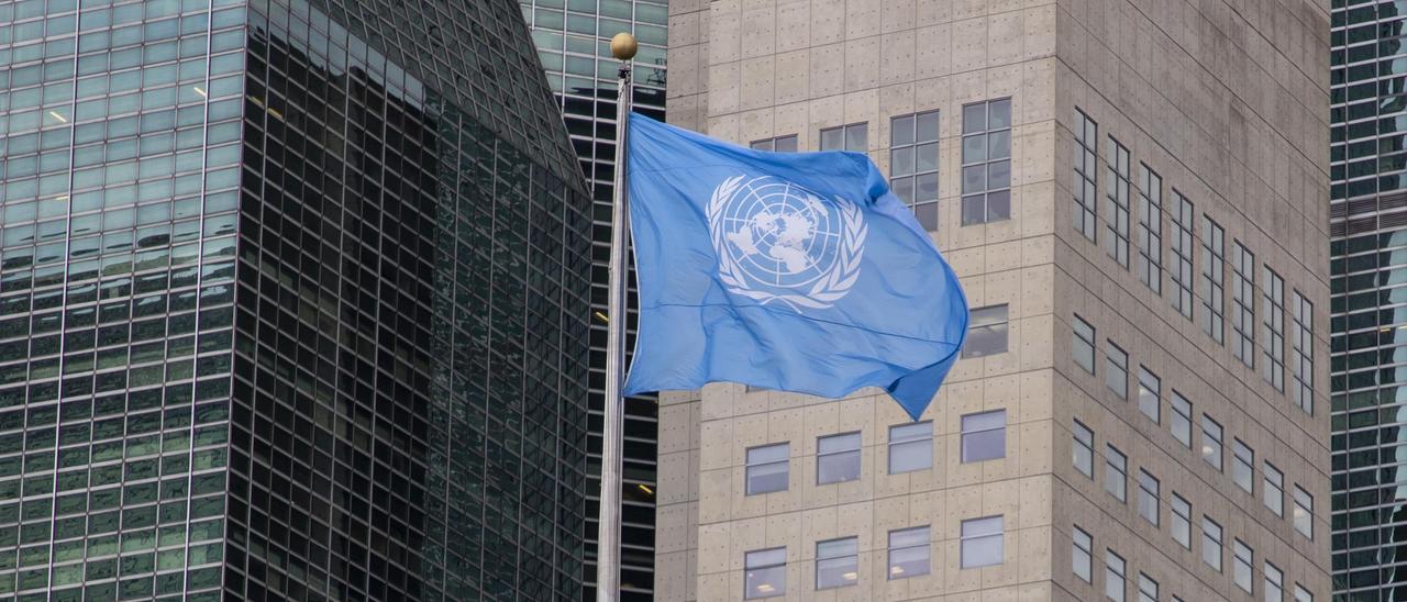 Archivo - Bandera de las Naciones Unidas (ONU)