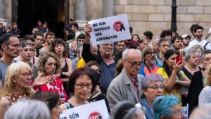 Los concentrados en Sant Jaume este martes por la tarde