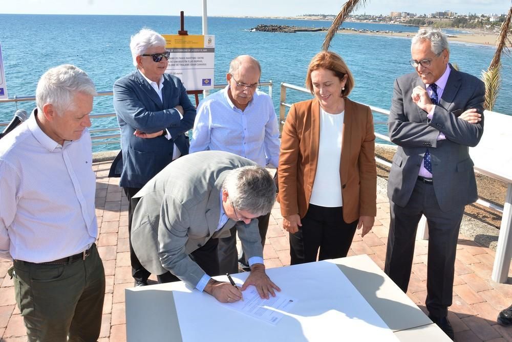 Inicio de las obras del paseo marítimo que unirá las playas de San Agustín con la de Las Burras.