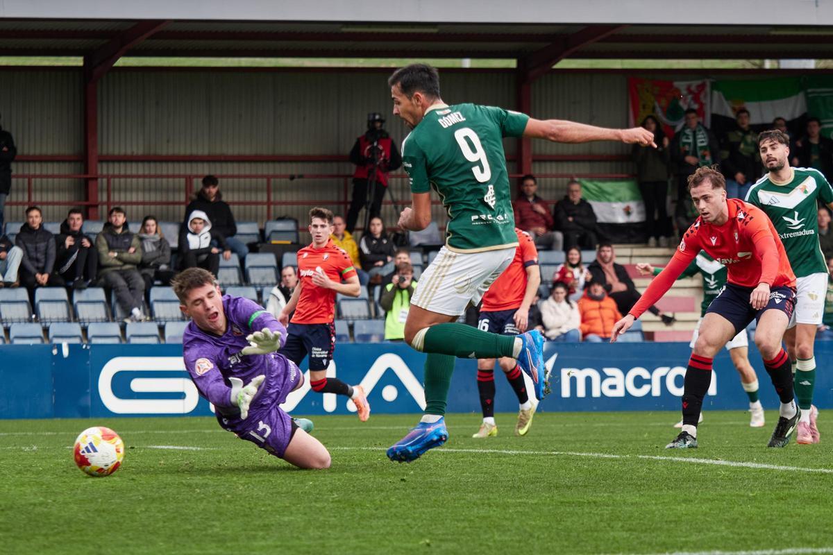 Las imágenes del Osasuna Promesas - Cacereño