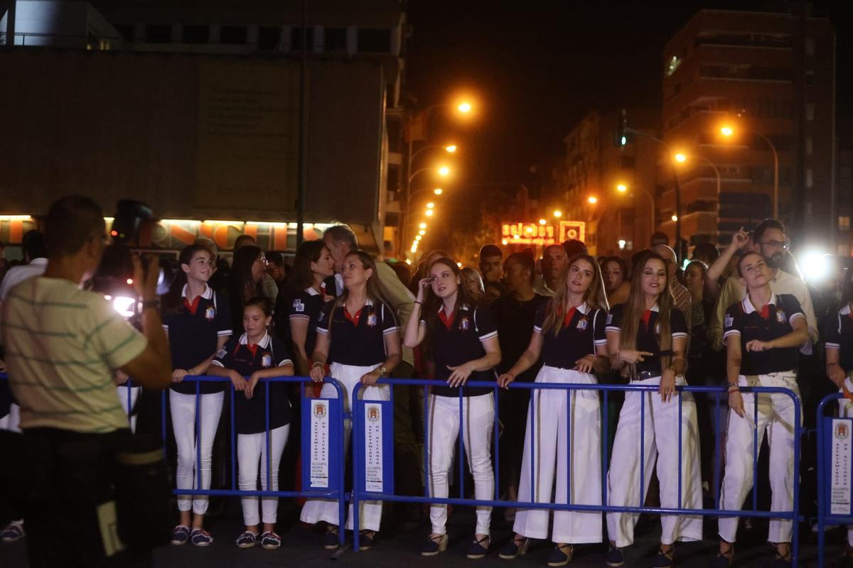 La "Arribada del Foc" congrega a miles de personas para presenciar el espectáculo piromusical