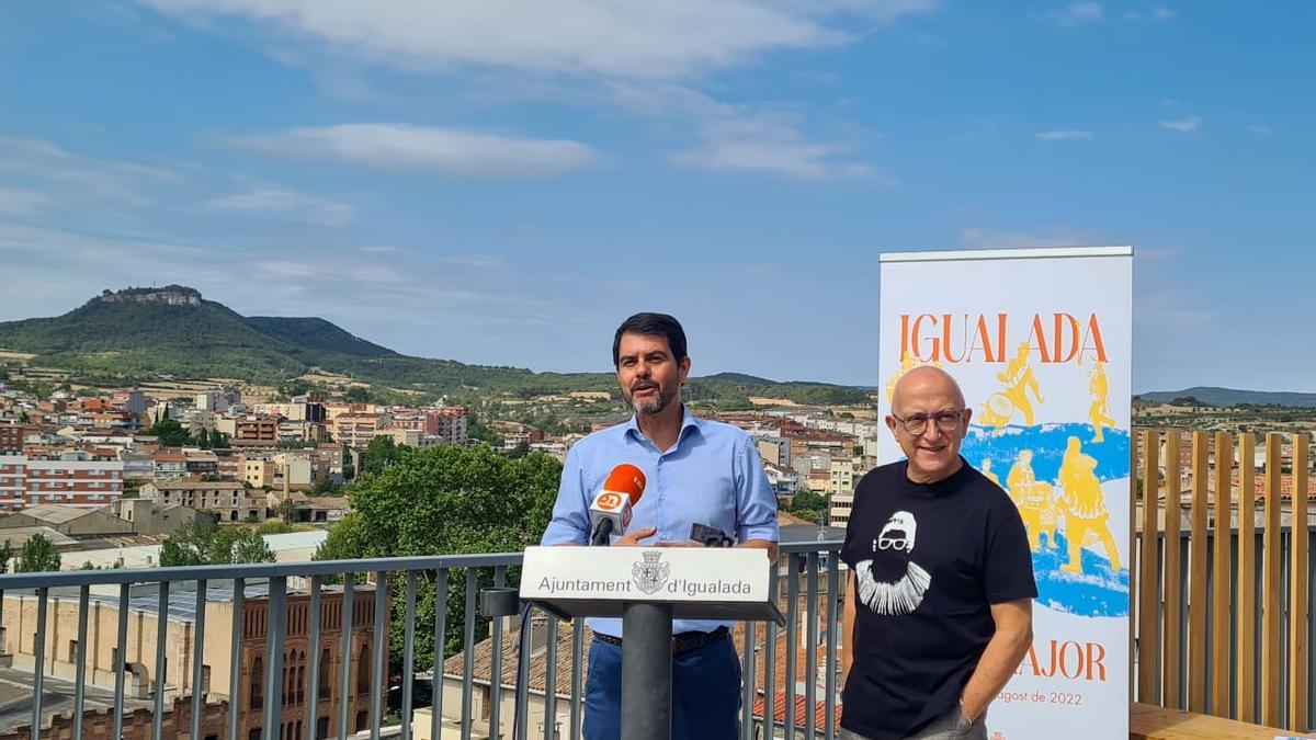 Presentació de la festa major d&#039;Igualada des del terrat de l&#039;alberg de cal Maco