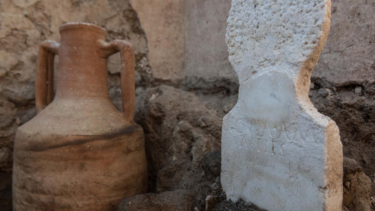 Un investigador valenciano encuentra una momia en Pompeya