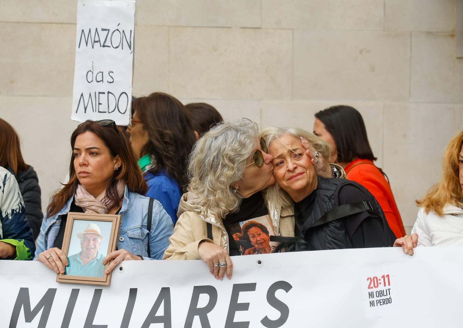 La llegada de la exconsellera Pradas y Argüeso para declarar como imputados por la gestión de la dana