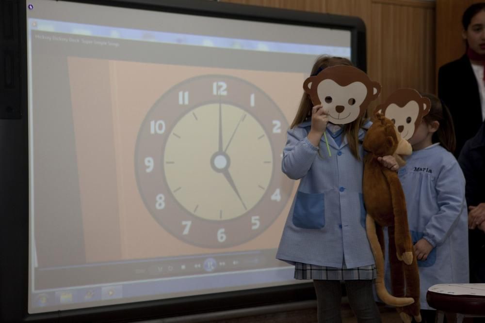 Visita virtual al metro de Londres en el colegio Sagrada Familia en El Entrego