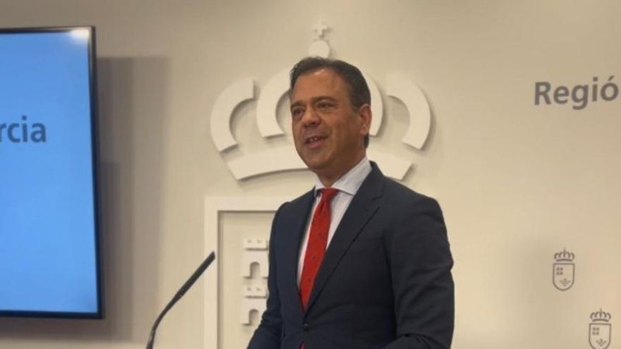 Ortuño defiende el giro del PP ante el decreto ómnibus: &quot;No se puede comparar el primero con el segundo&quot;