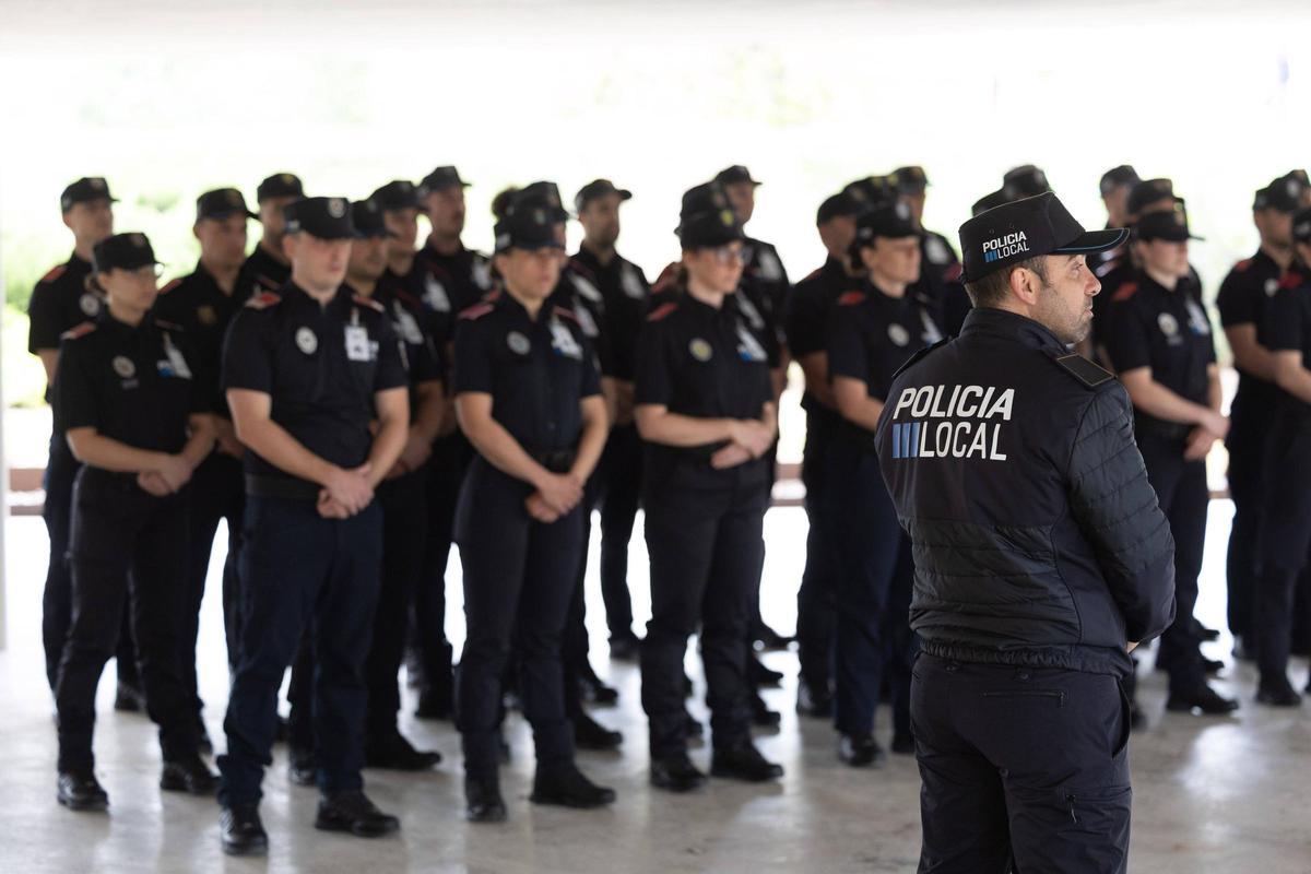 Curso básico de capacitación de la Policía Local de Ibiza