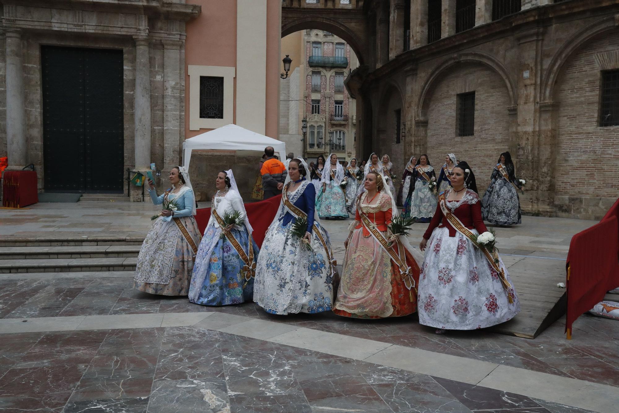 Búscate en el segundo día de ofrenda por la calle de la Paz (entre las 17:00 a las 18:00 horas)