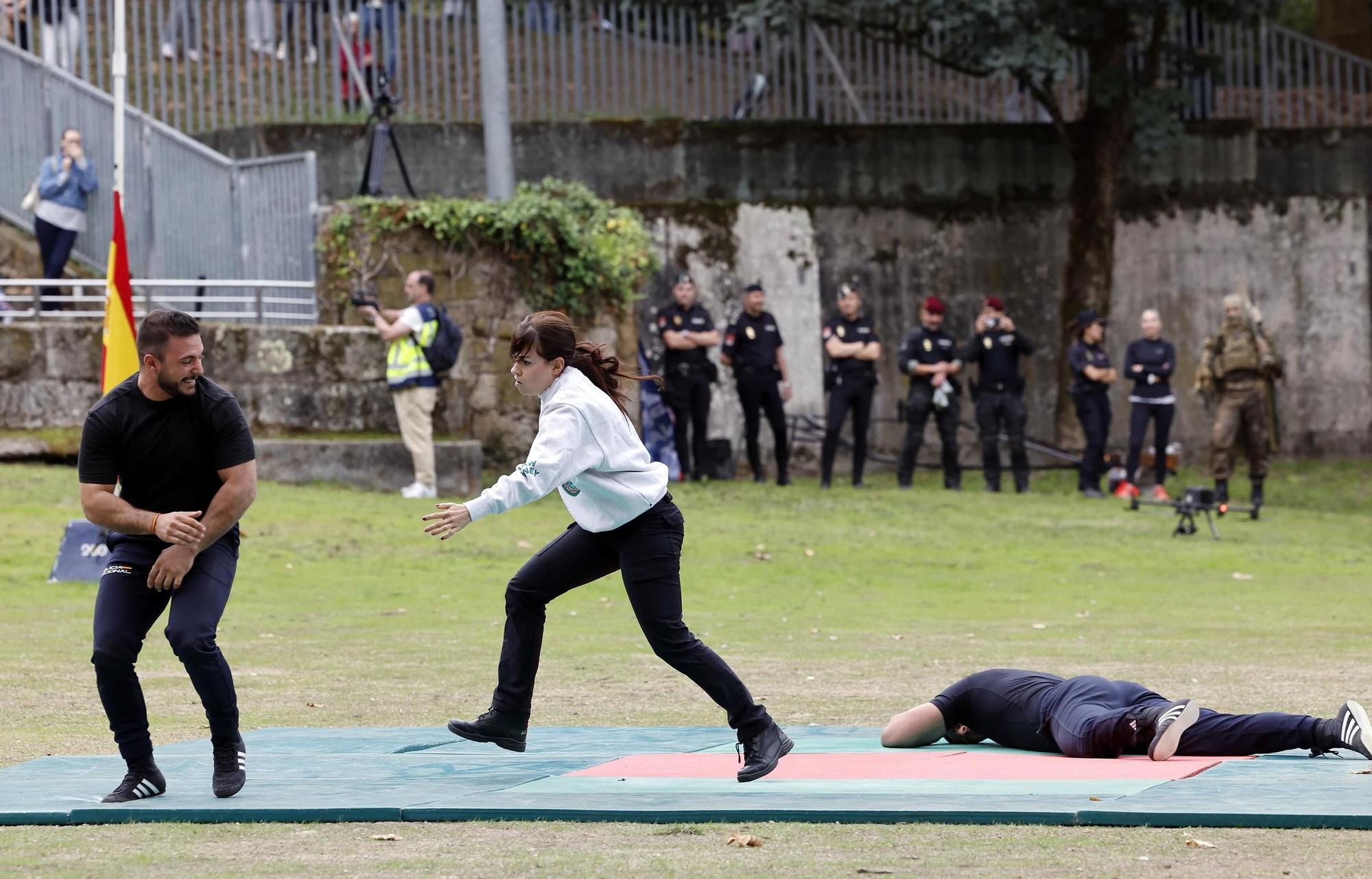 Exhibición de la Policía Nacional en el auditorio de Castrelos en Vigo