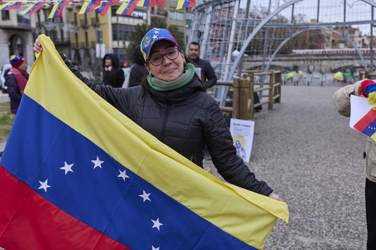 La concentració de veneçolans a Girona en imatges