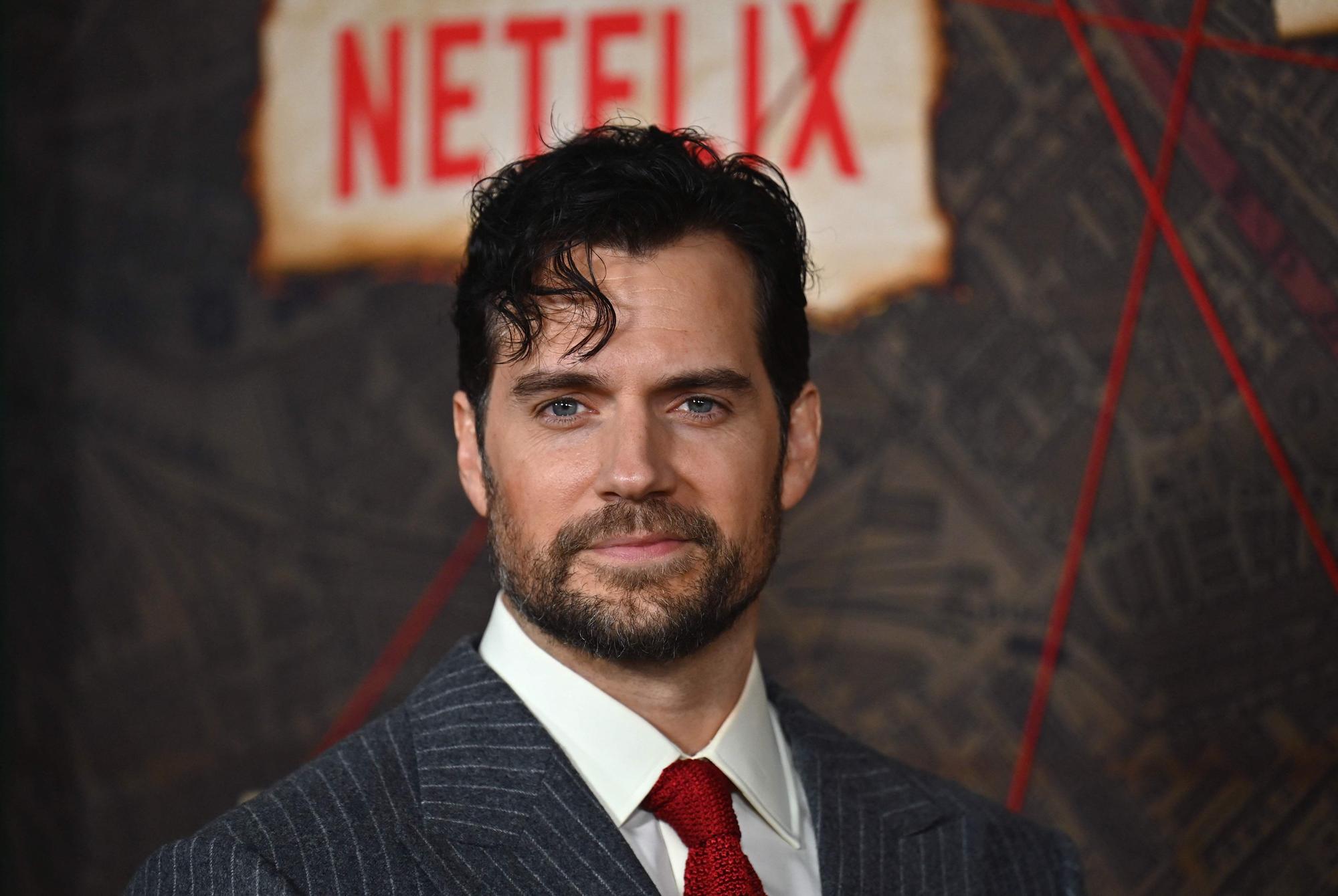 Henry Cavill en el estreno de Enola Holmes 2