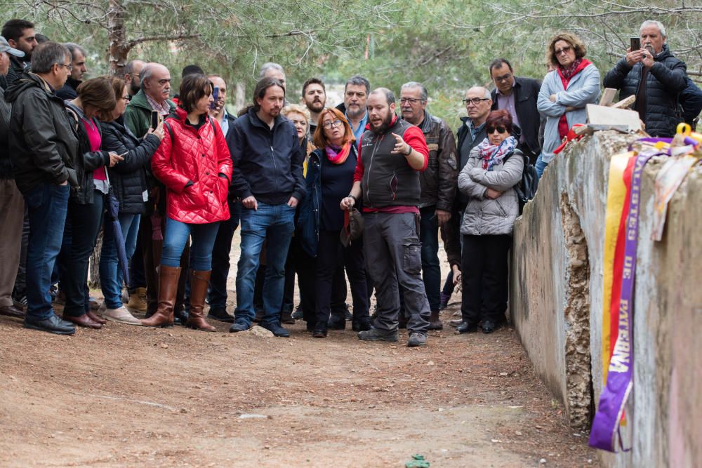 Visita de Pablo Iglesias al paredón de España de Paterna