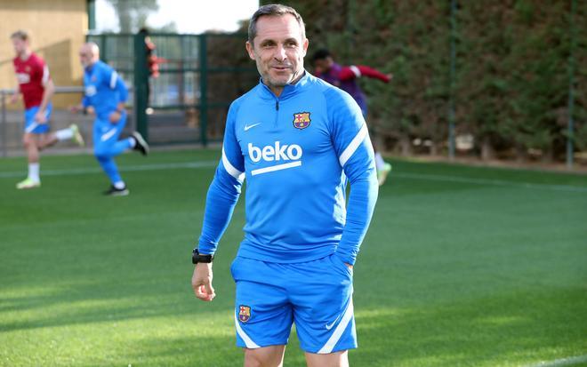 Así ha sido el primer entrenamiento de Sergi en el FC Barcelona