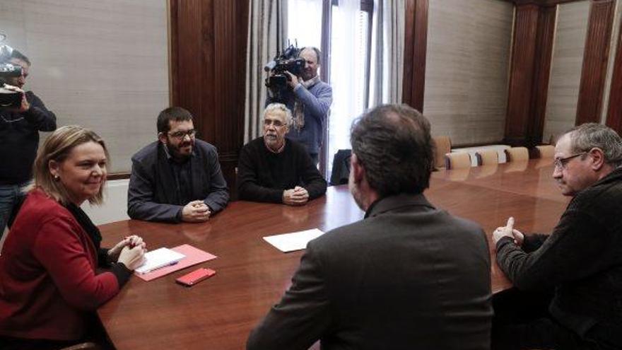 El conseller Vicenç Vidal se reunió con Maria Salom para evaluar la propagación de la plaga.