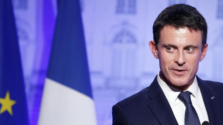 Lío entre Manuel Valls y su hermana por el 155