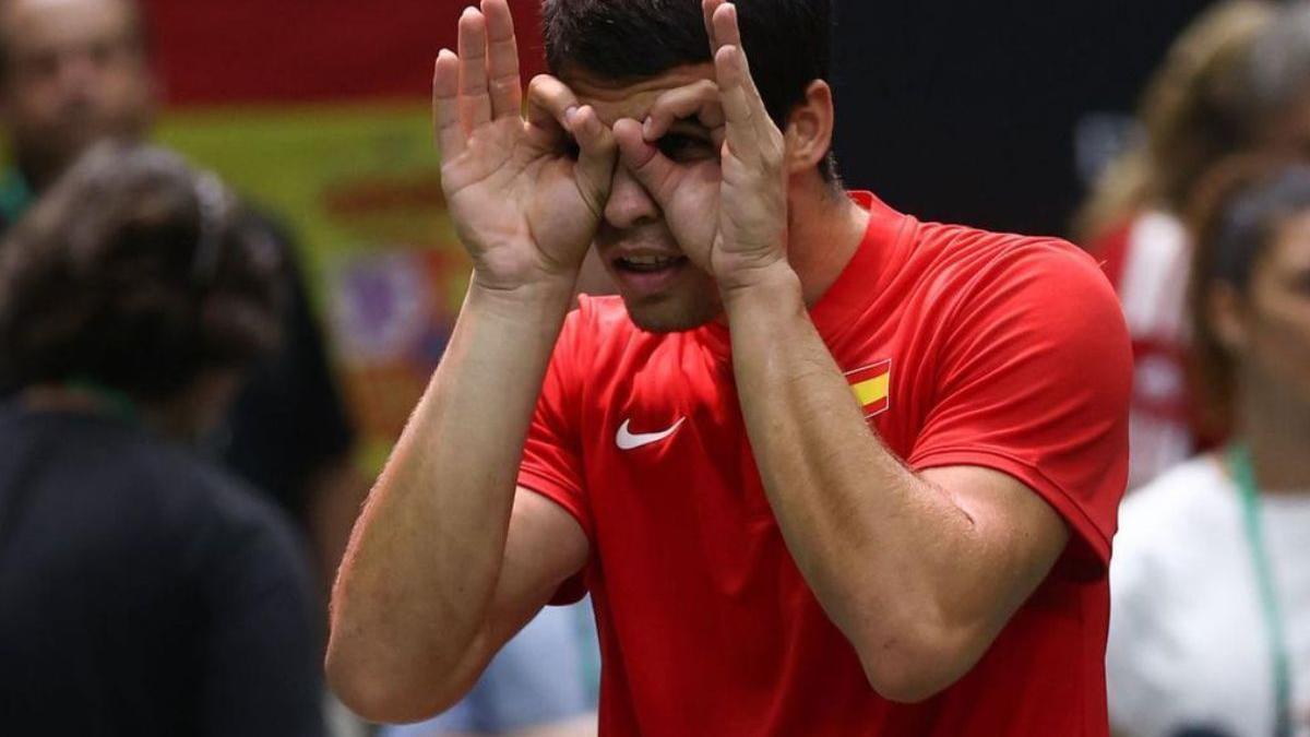 Dynamic Alcaraz Y Su Foto Viral Tras Ganar A Fritz: