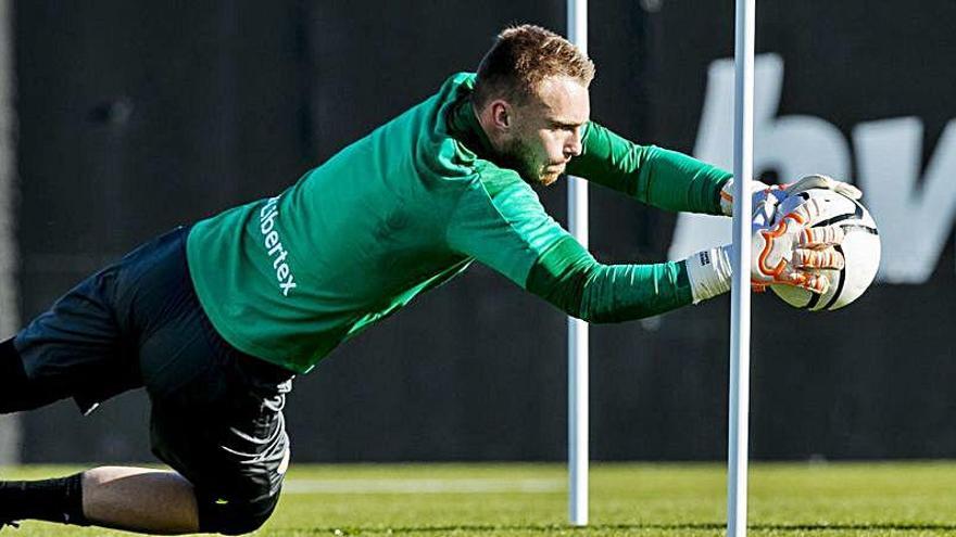 Cillessen, en un entrenamiento reciente