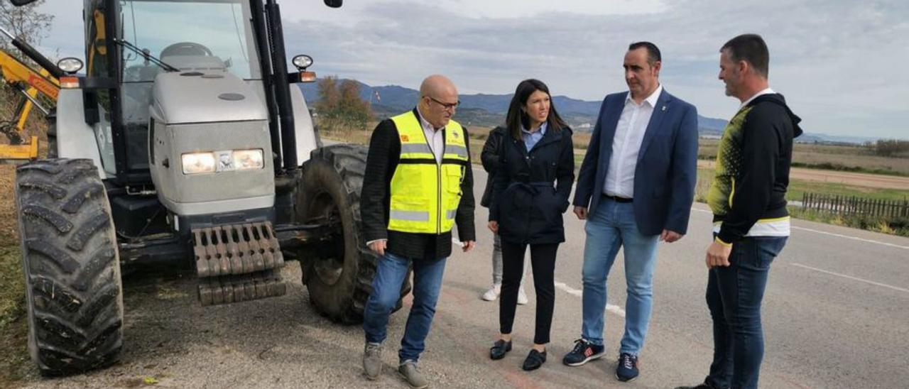 Los diputados de Medio Ambiente y Bomberos comprobaron la zona.  | SÁNCHEZ