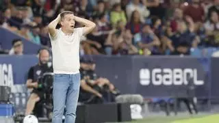 Directo | La rueda de prensa de Luís Castro tras el Levante UD - Sevilla FC