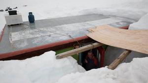 La base búlgara enterrada en la nieve.