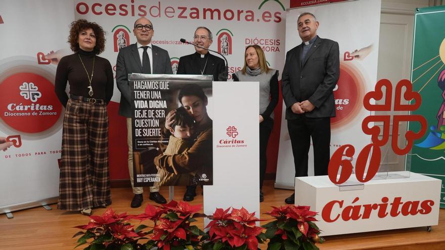 Responsables de Cáritas y del Obispado de Zamora.