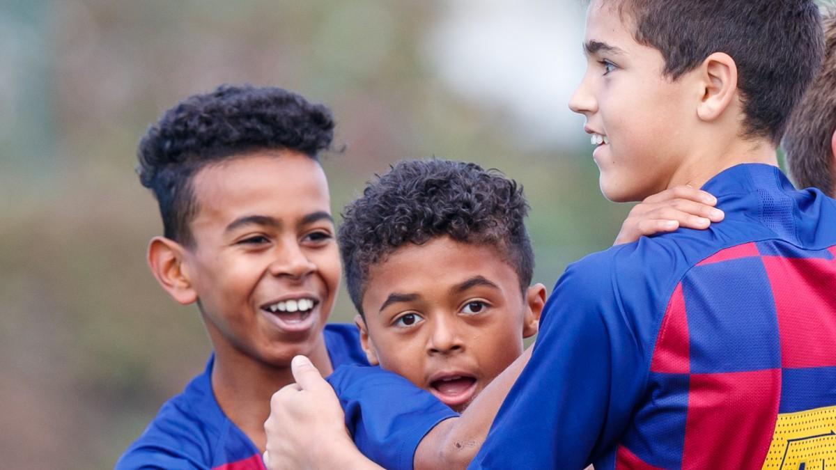 A Shane Kluivert le costaba sacar la cabeza entre dos fenómenos como Lamine y Cubarsí
